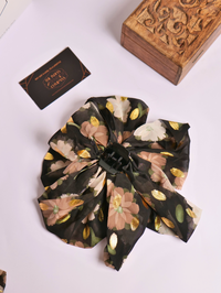 Japanese Bow Clutch