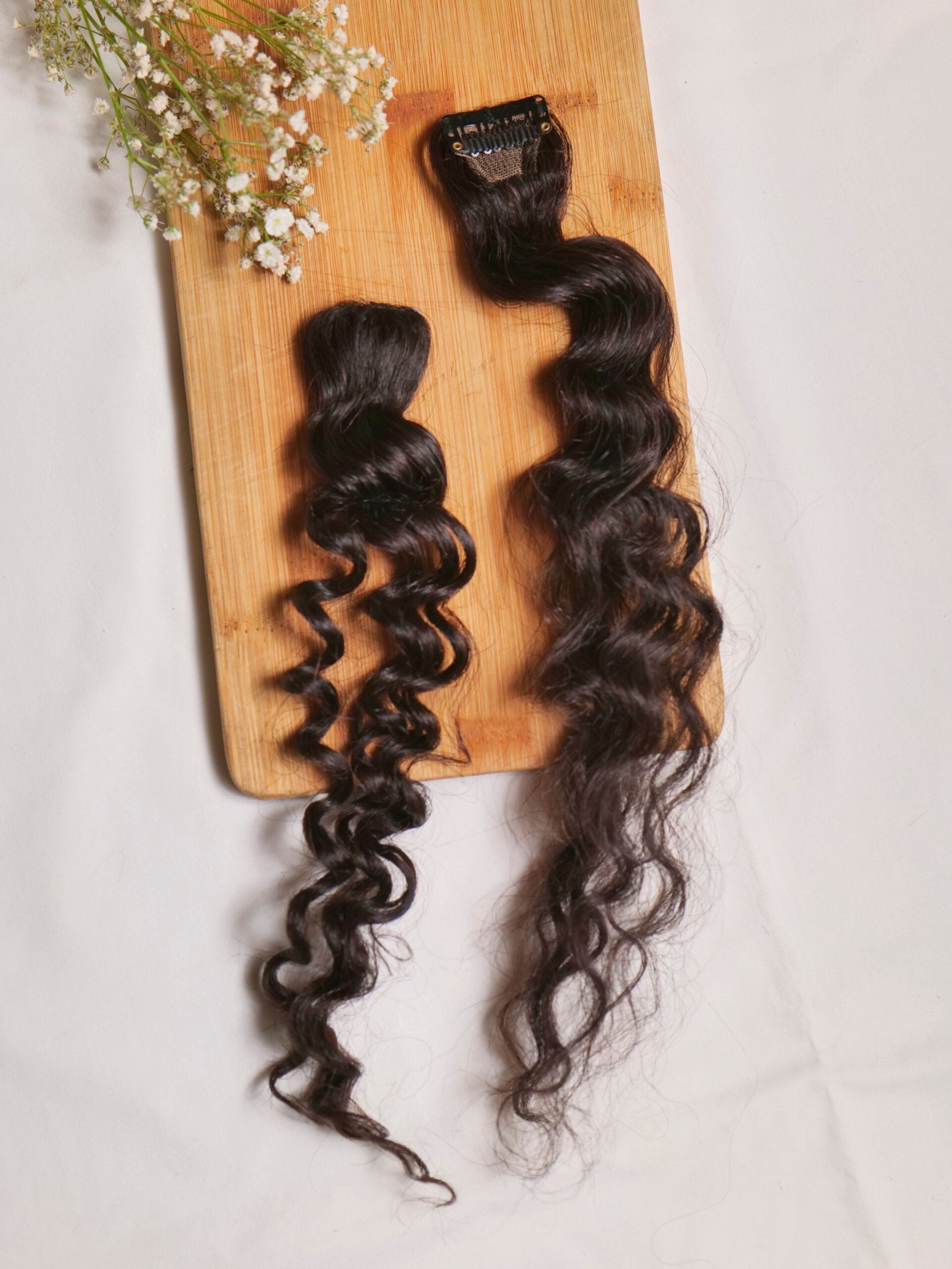Curly Strands (Black)