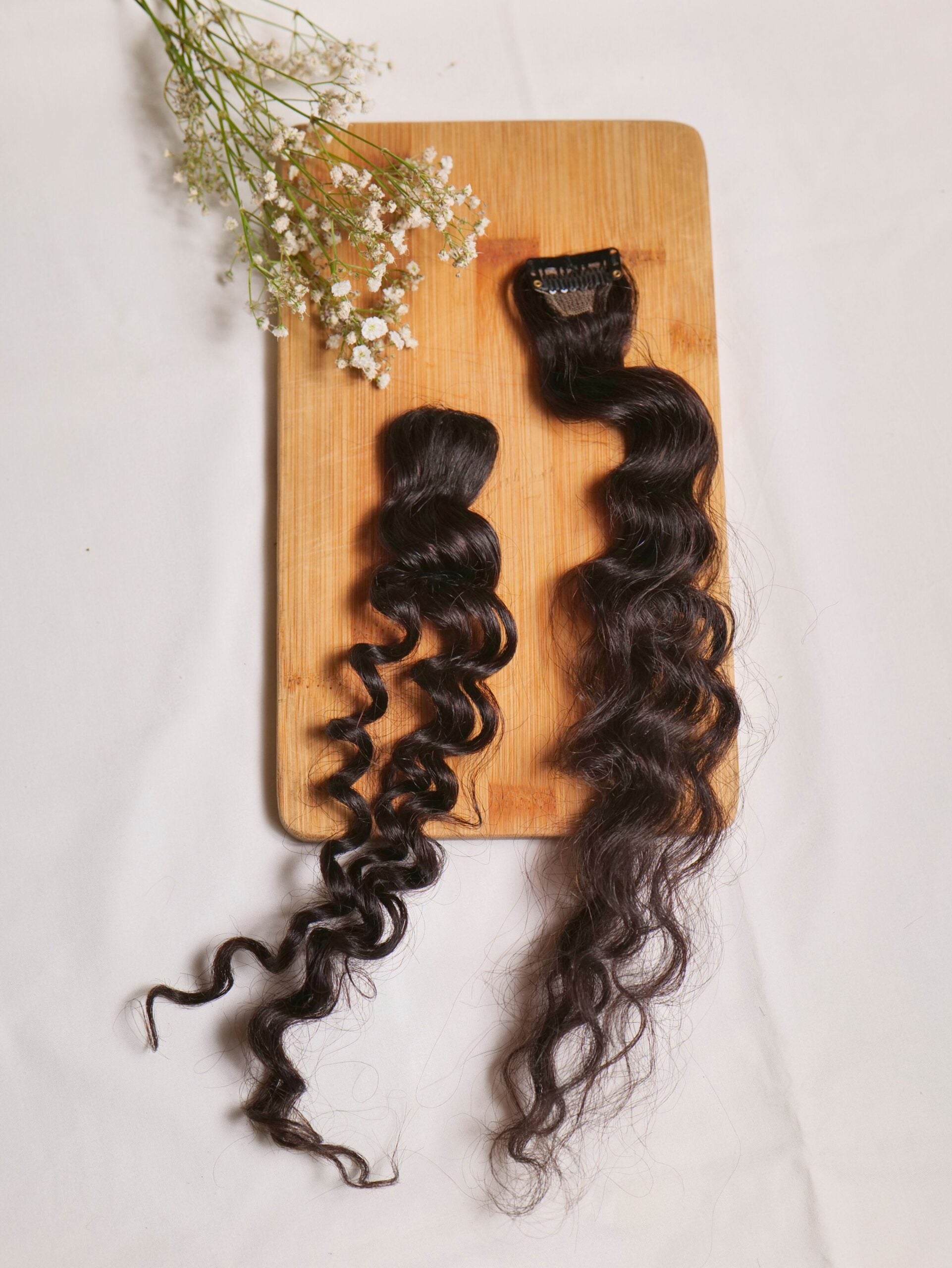 Curly Strands (Black)