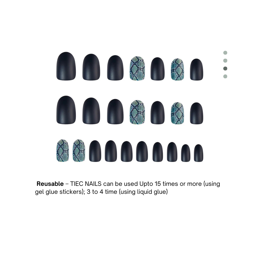 Snake Printed Nails