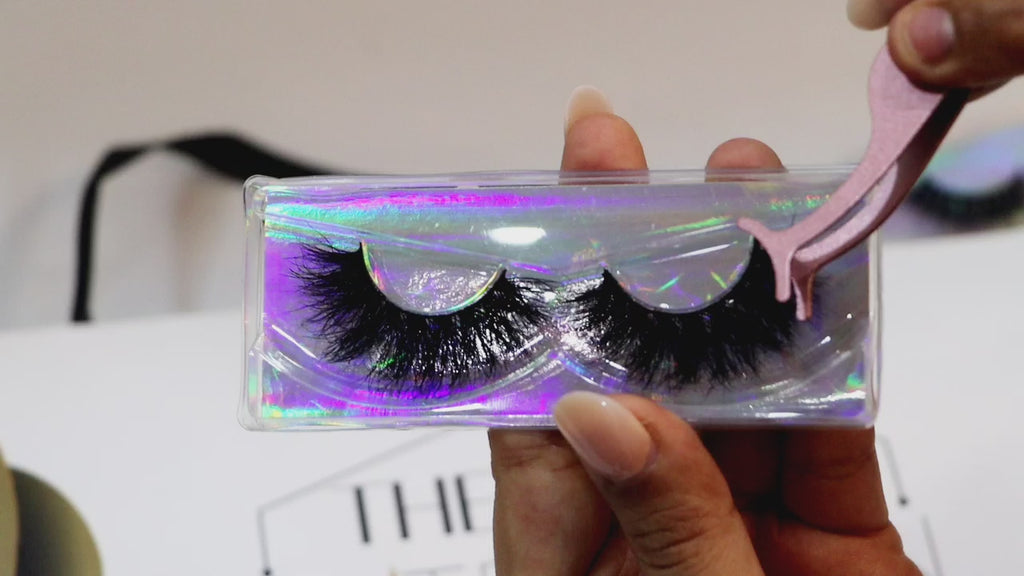 Glam Eyelashes